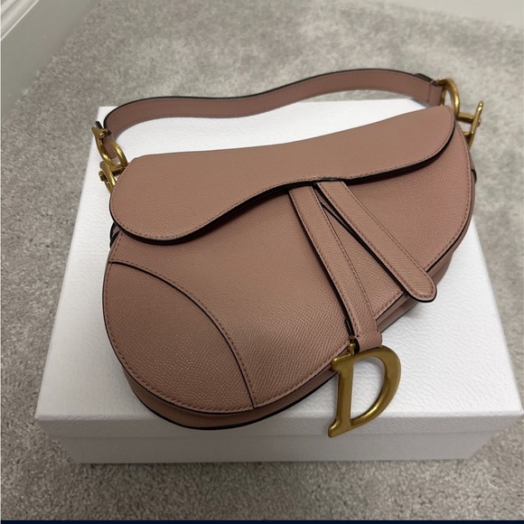 Used only 1 time. No damage at all - Picture 1 of 1